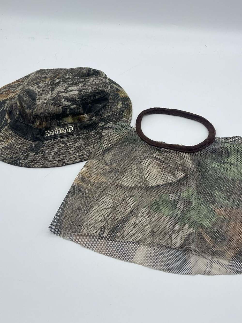 RedHead Mossy Oak Camouflage Boonie Bucket Hunting Hat and head neck face mask